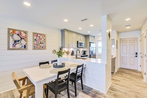 Dining Room | 1st Floor