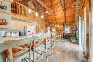 Kitchen | 1st Floor | Cooking Basics | Drip & Pod Coffee Makers | Toaster Oven