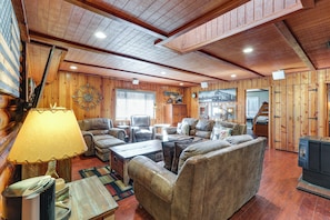 Living Room | Pellet Stove | Gas Heating | Electric Heaters