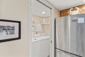 Pinnacle Port Unit a514 05