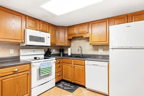 Pinnacle Port unit A-715 04