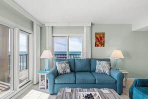 Pinnacle Port Unit B2-505 18