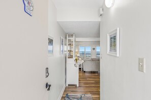 Pinnacle Port C3-402 17