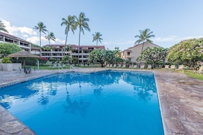 Kaanapali Royal communal pool