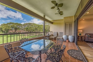 Second unit private lanai facing the golf course