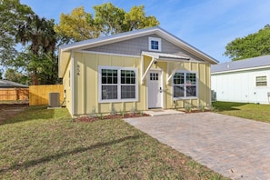 Single Level Home