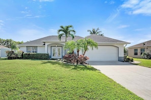 Welcome to Your Vacation Home Peaceful Paradise