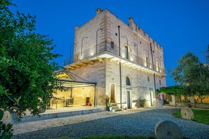 Masseria Antoglia la nuit