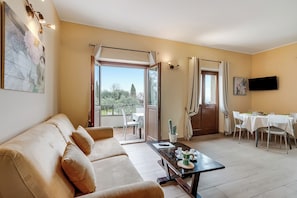 Living and dining room