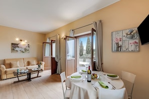 Living and dining room