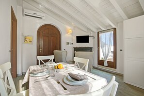 Kitchen and dining area