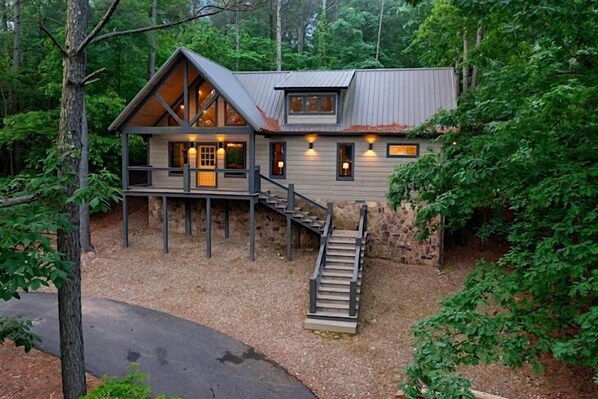 Rustic cabin secluded in the forest