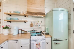 Kitchen | Keurig Coffee Maker | Free WiFi