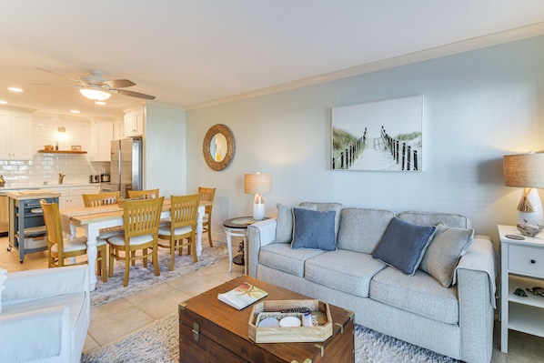 Gulf Shores Vacation Rental | 2BR | 2BA | 785 Sq Ft | Stairs Required