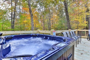 Hot tub