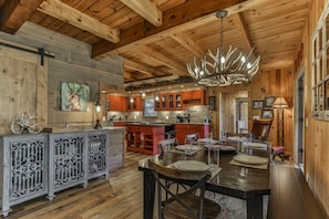 River Time Offers A Open Floor Plan Perfect For Entertaining