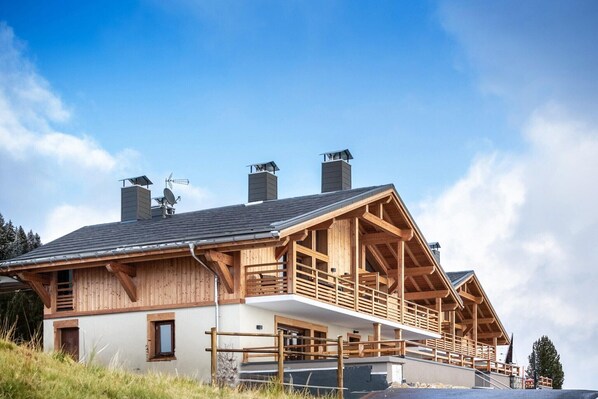 Holiday Home Exterior [summer]