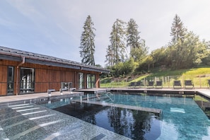 Holiday Home Swimming Pool