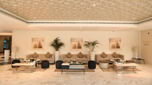Entrance / Reception