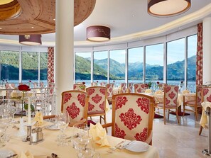 Grand Hotel