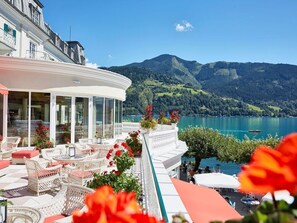Grand Hotel