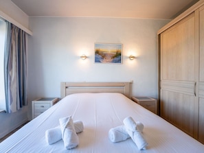 Meubles, Bois, Design Intérieur, Plafond, Sol, Sol, Lit, Appartement, Chambre, Cadre De Lit