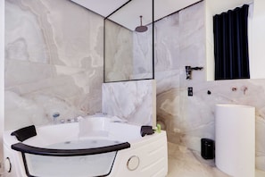 jacuzzi