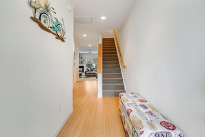 PropertyImg4
