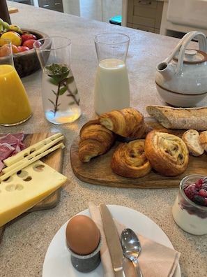 Breakfast meal
