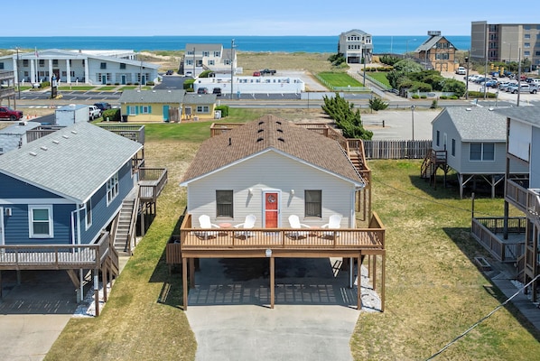 KDS4305: Coastal Dream | Front Exterior