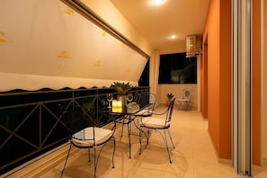 Nighttime drinks at the balcony