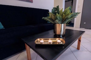 Decor details