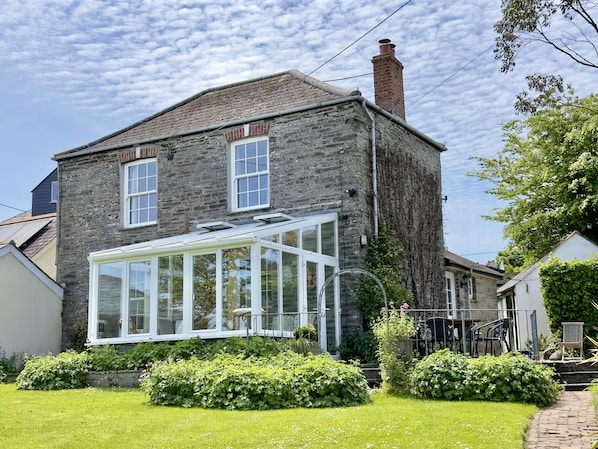 Front elevation of Coswarth Cottage Holiday Cottage, Padstow, North Cornwall