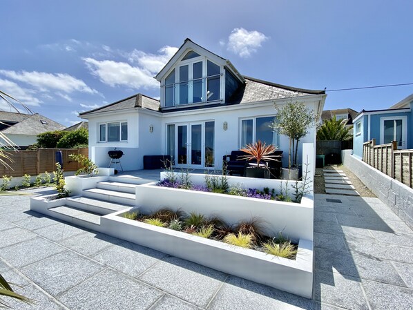 Front of property of Trevillian Holiday Cottage, Padstow, North Cornwall
