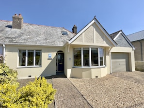Front of Pendennis Holiday Cottage, Padstow, North Cornwall