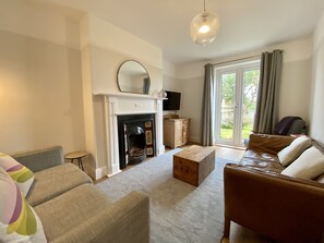 View of living room of Treaaron Holiday Cottage, St Merryn, North Cornwall