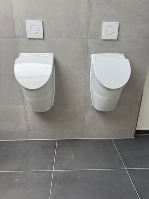 WC (1)