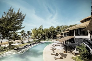 Abrazos Belize Ocean Front and Pool