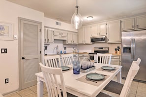 Dining table with room for 6!