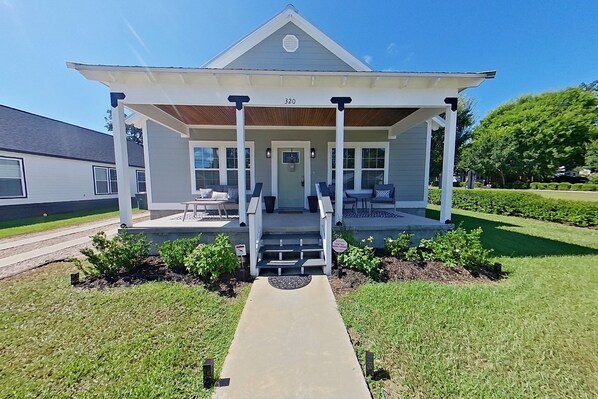 Front yard 