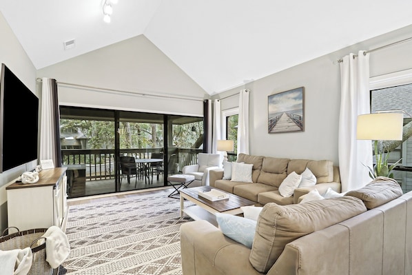 Spacious Living Room! Tons of natural light with quick access to the balcony!