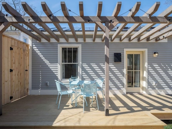 Private Deck