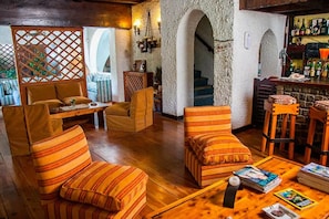 Bar (in der Unterkunft)