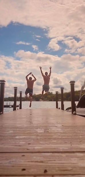 Divers