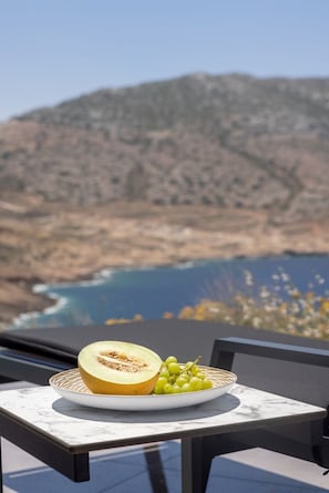 Lavish Crete Beachfront Villa | Villa Knossos Pearl | 5 Bedrooms | Breathtaking Sea Views | Private Pool | Private Furnished Terrace with BBQ Facilities and Shaded Outdoor Dining Area | Prime Location | Heraklion