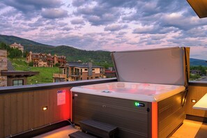 屋外スパ浴槽