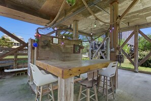 屋外ダイニングエリア