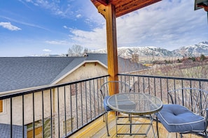 Deck | Mountain Views | Gas Grill | Hot Tub