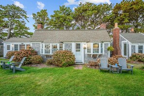 Welcome to Cottage 35 - The Duckling