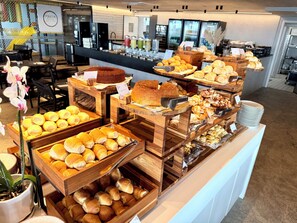 朝食ビュッフェ